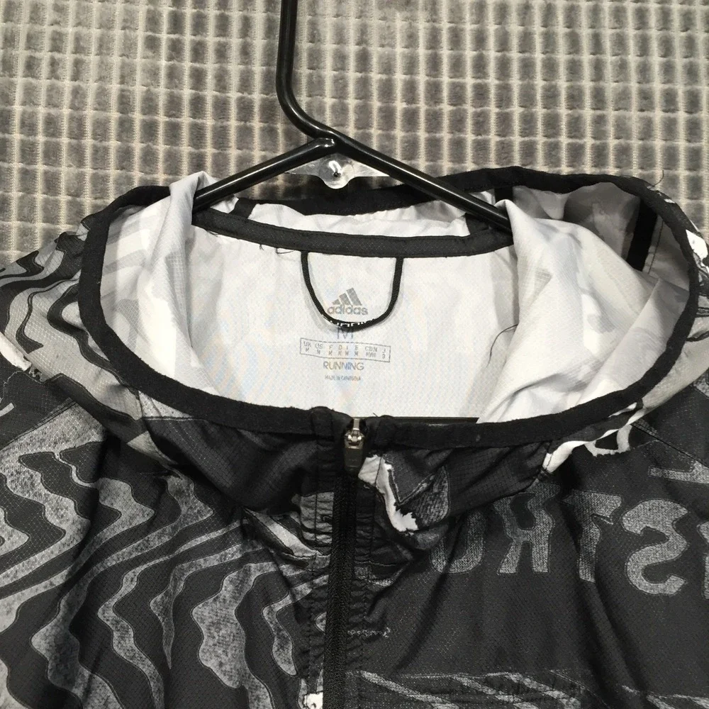 Adidas Mens Running Windbreaker Jacket Graphic Print Hooded ED9284 Medium Black